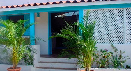 Posada-macondo-posada-fachada
