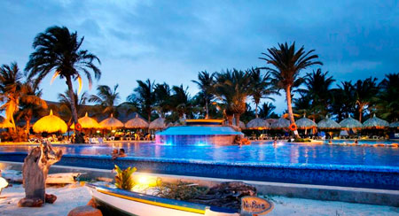 SunSol-Punta-blanca-piscina