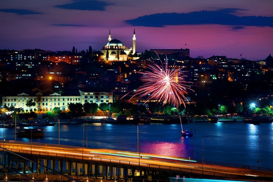 Celebración de Fin de Año en Estambul
